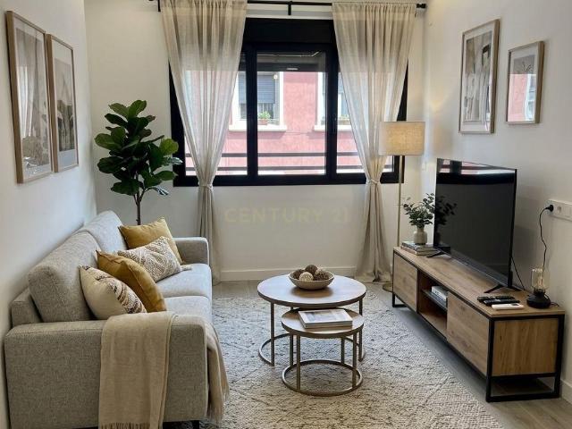 EXCLUSIVA VIVIENDA REFORMADA EN BARRIO DE SALAMANCA