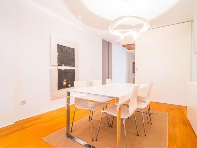 Exclusiva vivienda reformada junto al Mercado Central