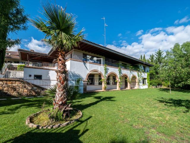 Exclusiva vivienda unifamiliar en venta en la Urbanización d. 538m² Ciudalcampo