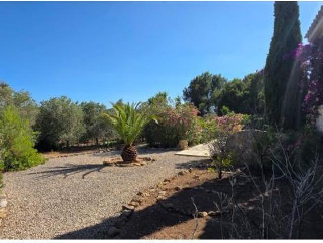 Exclusiva Villa con piscina en Sant Jordi d’Alfama
