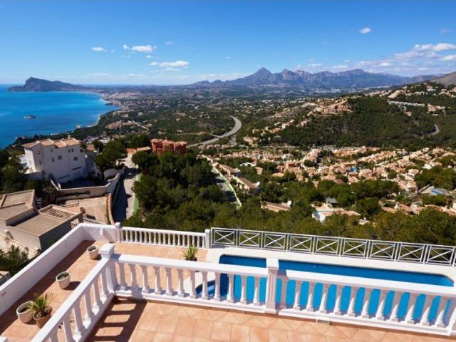 Exclusiva villa con vistas panorámicas en Altea Hills 0m² Altea la Vella