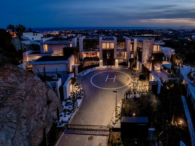 Exclusiva Villa / Chalet de 1451 m2 en venta en Benahavís, España