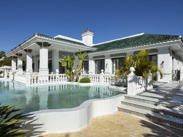 Exclusiva Villa / Chalet de 1467 m2 en venta en Marbella, España