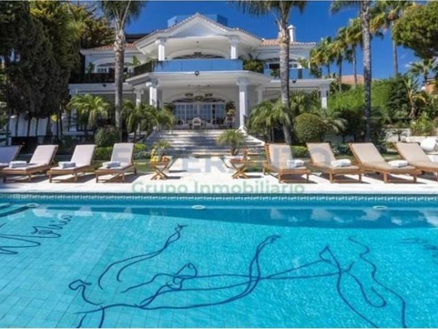 Exclusiva Villa / Chalet de 1684 m2 en alquiler en Marbella, España