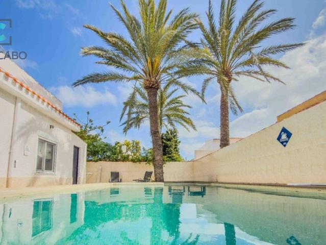 Exclusiva Villa / Chalet de 100 m2 en venta en La Manga, Murcia