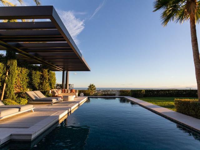Exclusiva Villa / Chalet de 1044 m2 en venta en Benahavís, Andalucía