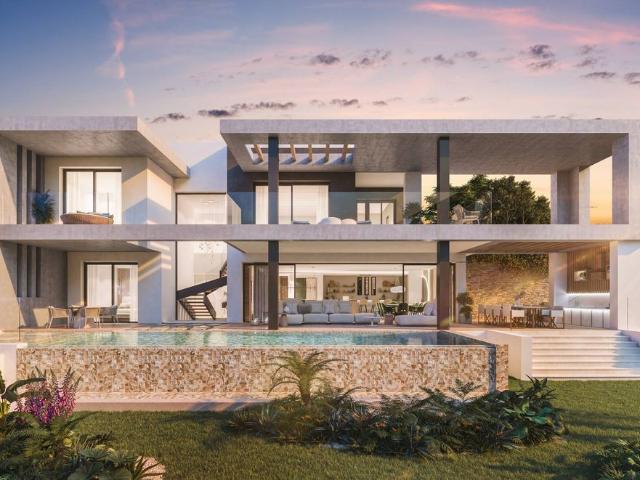 Exclusiva Villa / Chalet de 1066 m2 en venta en Marbella, España
