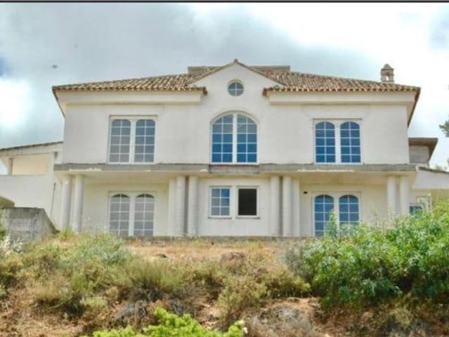 Exclusiva Villa / Chalet de 1089 m2 en venta en Alhaurín el Grande, España