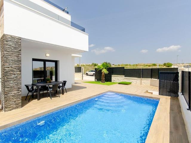 Exclusiva Villa / Chalet de 118 m2 en venta en Orihuela, Comunidad Valenciana