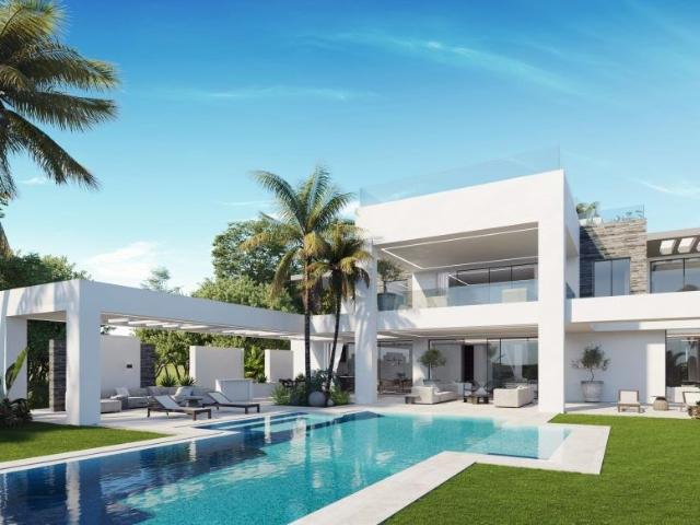 Exclusiva Villa / Chalet de 1350 m2 en venta en Marbella, España