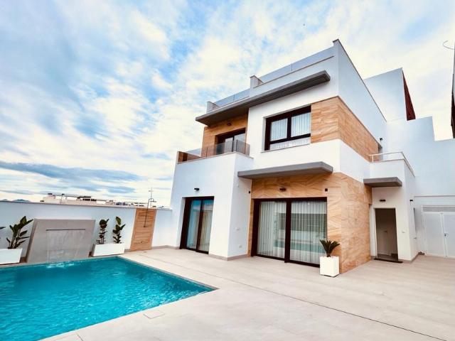 Exclusiva Villa / Chalet de 138 m2 en venta en Benijófar, Comunidad Valenciana