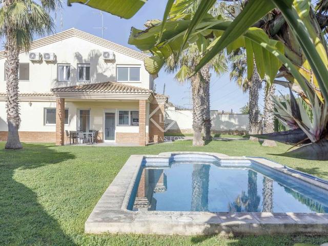 Exclusiva Villa / Chalet de 246 m2 en venta en San Antonio de Benagéber, Comunidad Valenciana