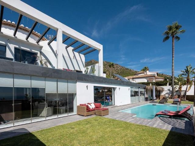 Villa / Chalet de lujo de 296 m2 en venta en Mijas Costa, España