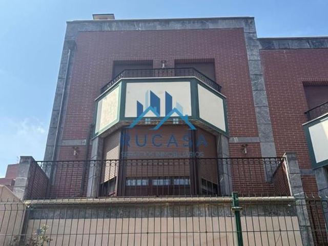 Exclusiva Villa / Chalet de 260 m2 en venta en Castro Urdiales, Cantabria