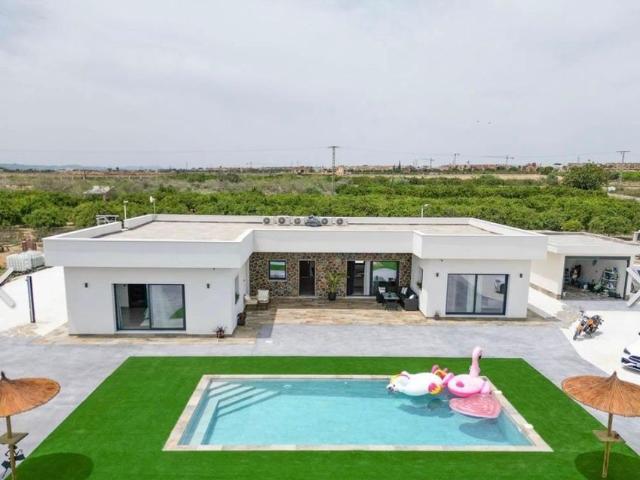 Exclusiva Villa / Chalet de 213 m2 en venta en Rojales, Comunidad Valenciana
