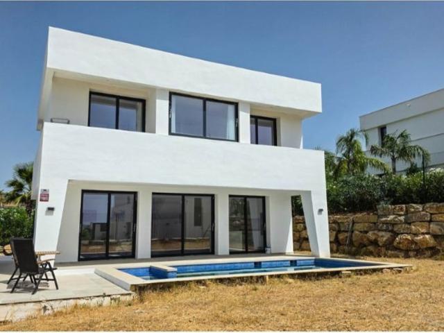 Exclusiva Villa / Chalet de 218 m2 en venta en Manilva, España