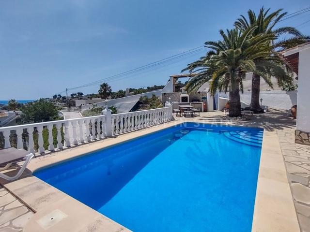 Exclusiva Villa / Chalet de 224 m2 en venta en Benissa, España