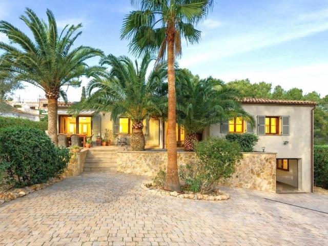 Exclusiva Villa / Chalet de 235 m2 en venta en Calvià, Baleares