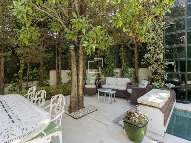 Exclusiva Villa / Chalet de 342 m2 en venta en Madrid, España
