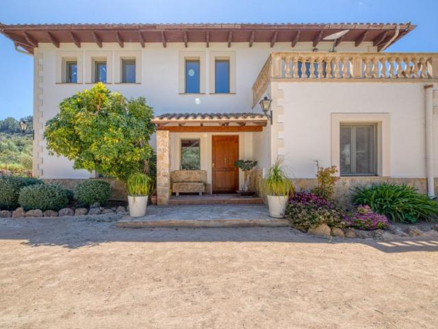 Exclusiva Villa / Chalet de 350 m2 en venta en Esporles, España
