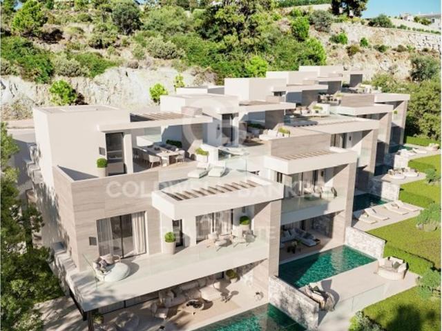 Exclusiva Villa / Chalet de 352 m2 en venta en Benahavís, España