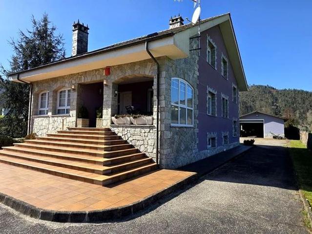 Exclusiva Villa / Chalet de 352 m2 en venta en Brieves, España