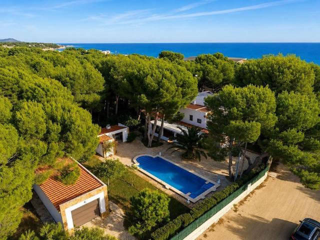 Exclusiva Villa / Chalet de 372 m2 en venta en l'Ametlla de Mar, Cataluña