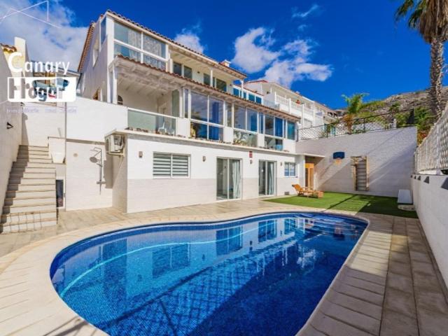 Exclusiva Villa / Chalet de 375 m2 en San Eugenio Alto, Adeje, Santa Cruz de Tenerife, Canarias