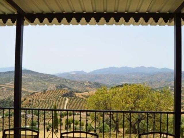Exclusiva Villa / Chalet de 392 m2 en venta en Alozaina, España