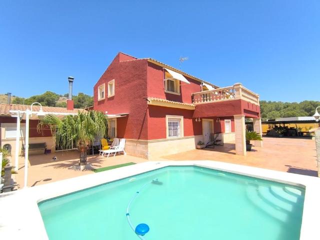 Exclusiva Villa / Chalet de 300 m2 en venta en Yecla, Murcia