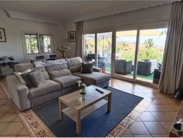 Exclusiva Villa / Chalet de 302 m2 en venta en Casares, Andalucía