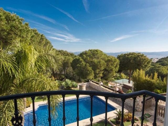 Exclusiva Villa / Chalet de 315 m2 en venta en Alhaurín de la Torre, España