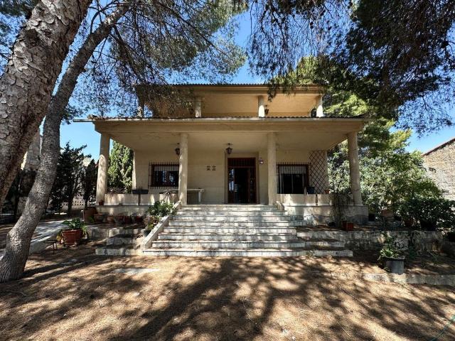 Exclusiva Villa / Chalet de 320 m2 en venta en Torrevieja, España