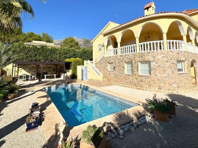 Exclusiva Villa / Chalet de 328 m2 en venta en Altea la Vella, Comunidad Valenciana