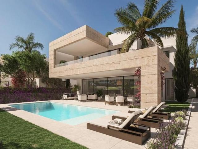Exclusiva Villa / Chalet de 458 m2 en venta en Estepona, Andalucía