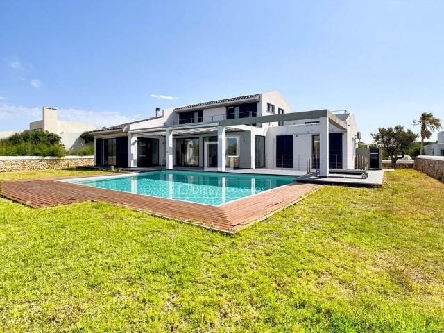 Exclusiva Villa / Chalet de 476 m2 en venta en Ciudadela, España