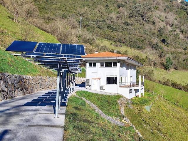 Exclusiva Villa / Chalet de 483 m2 en venta en Oviedo, Asturias