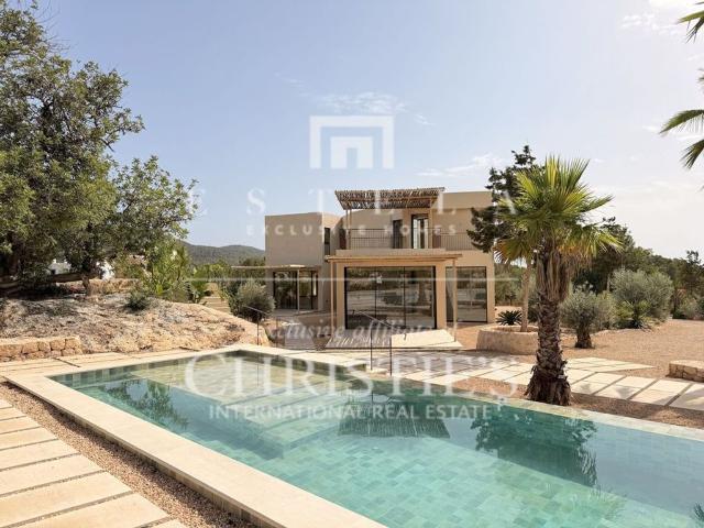 Exclusiva Villa / Chalet de 400 m2 en venta en Santa Eulalia del Río, Baleares