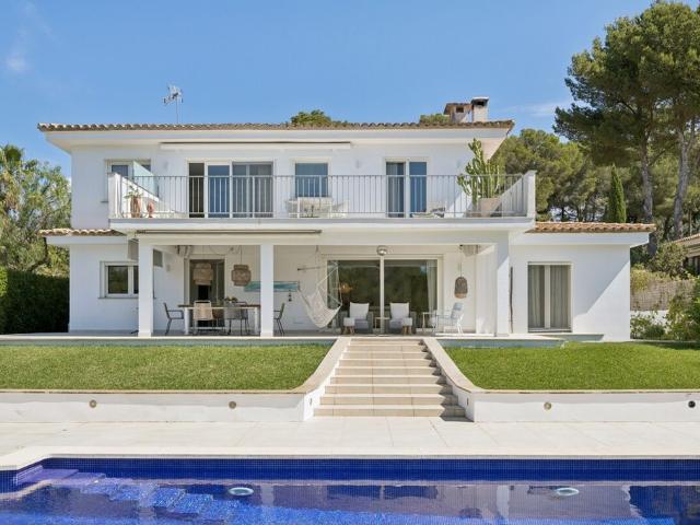 Exclusiva Villa / Chalet de 410 m2 en venta en Santa Ponça, España