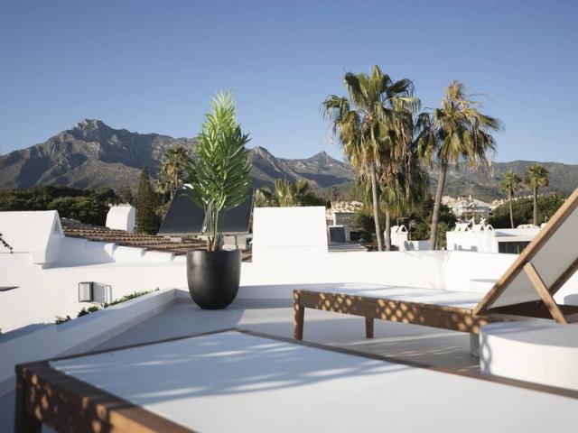 Exclusiva Villa / Chalet de 418 m2 en venta en The Golden Mile, España