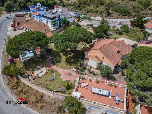 Exclusiva Villa / Chalet de 428 m2 en venta en Motril, Andalucía