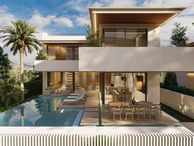 Exclusiva Villa / Chalet de 439 m2 en venta en Marbella, España