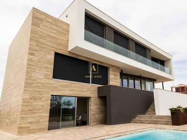 Exclusiva Villa / Chalet de 540 m2 en venta en Torre de la Horadada, Comunidad Valenciana