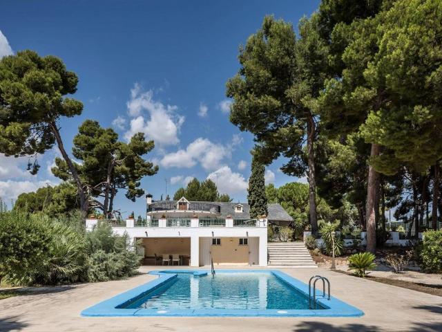 Exclusiva Villa / Chalet de 541 m2 en venta en Monóvar, Comunidad Valenciana