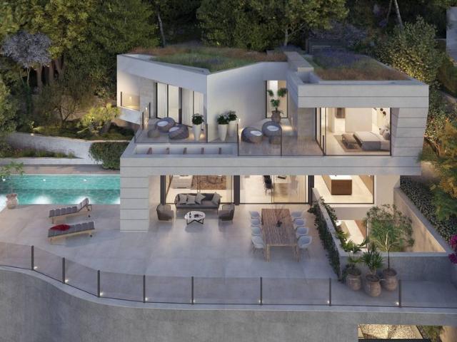 Exclusiva Villa / Chalet de 566 m2 en venta en Marbella, Andalucía