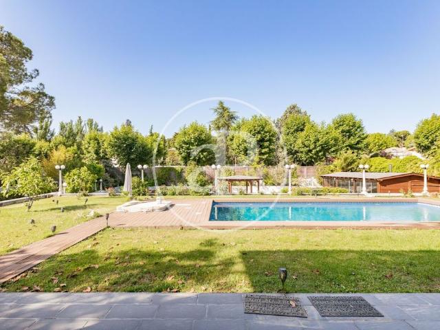 Exclusiva Villa / Chalet de 570 m2 en venta en San Sebastián de los Reyes, España
