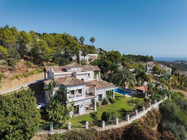 Exclusiva Villa / Chalet de 531 m2 en venta en Benahavís, España