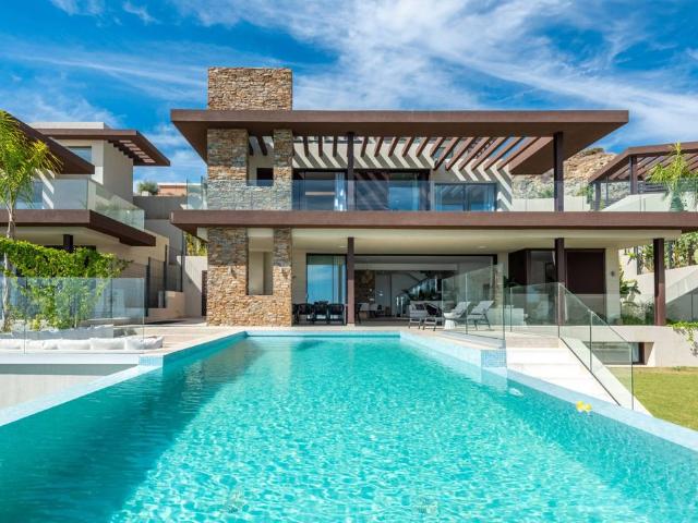 Exclusiva Villa / Chalet de 653 m2 en venta en Marbella, Andalucía