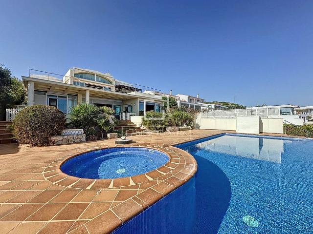 Exclusiva Villa / Chalet de 654 m2 en venta en Mercadal, Baleares