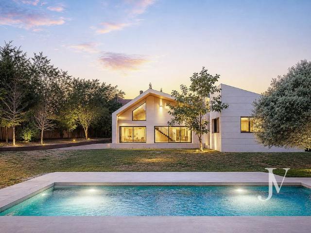 Exclusiva Villa / Chalet de 674 m2 en venta en Madrid, Comunidad de Madrid